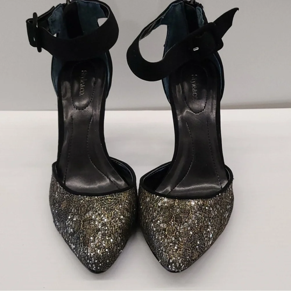 Style & Co Black and Gold Back Zip Heels - Picture 1 of 5